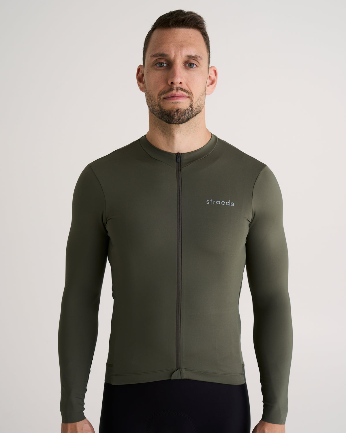#farbe_olive | #label_185cm/80kg/M