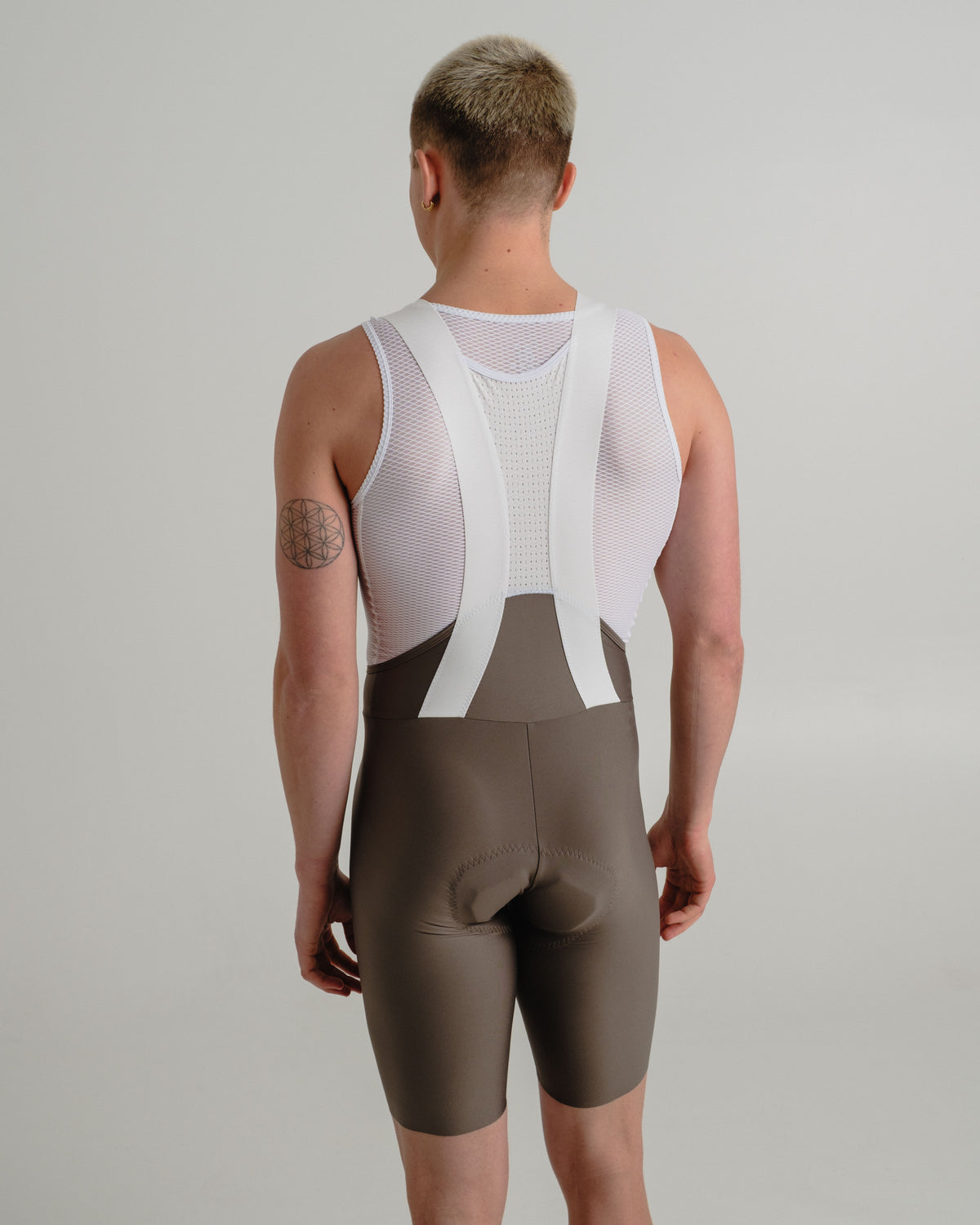 nahtlose Aero Bib Shorts für Herren in grau