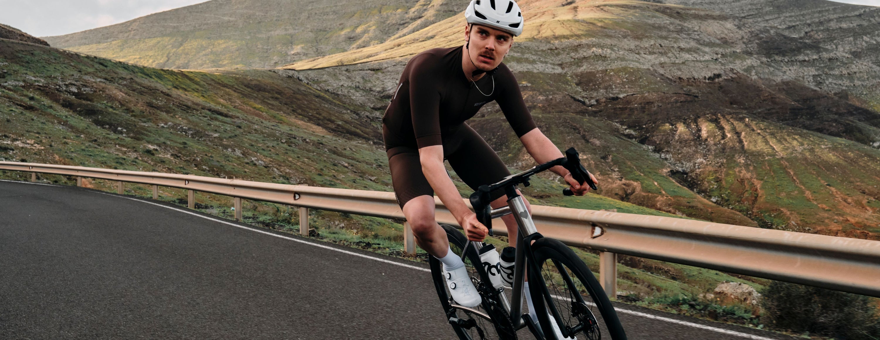 Minimalistische Radbekleidung