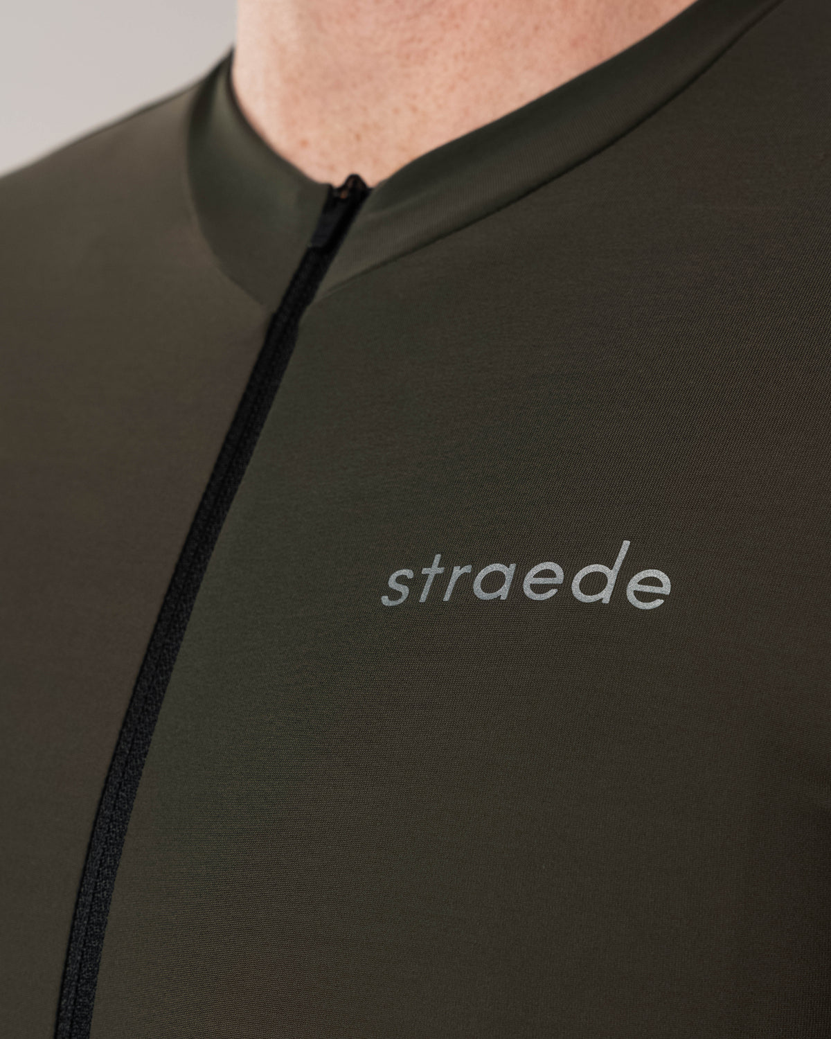 Langarmtrikot Aerlig Thermal Longsleeve Men dunkelgrün Straede Schriftzug auf der Brust