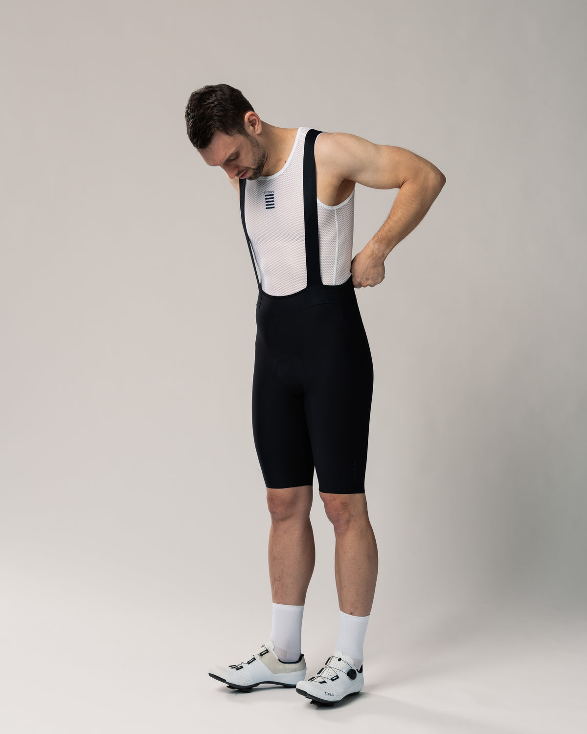 nahtlose Aero Bib Shorts für Herren in schwarz