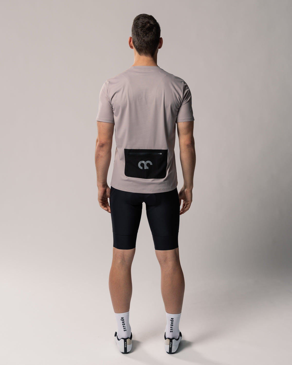 Aexplore Gravel Shirt Men mit Reißverschluss-Tasche am Rücken in staubfarbend