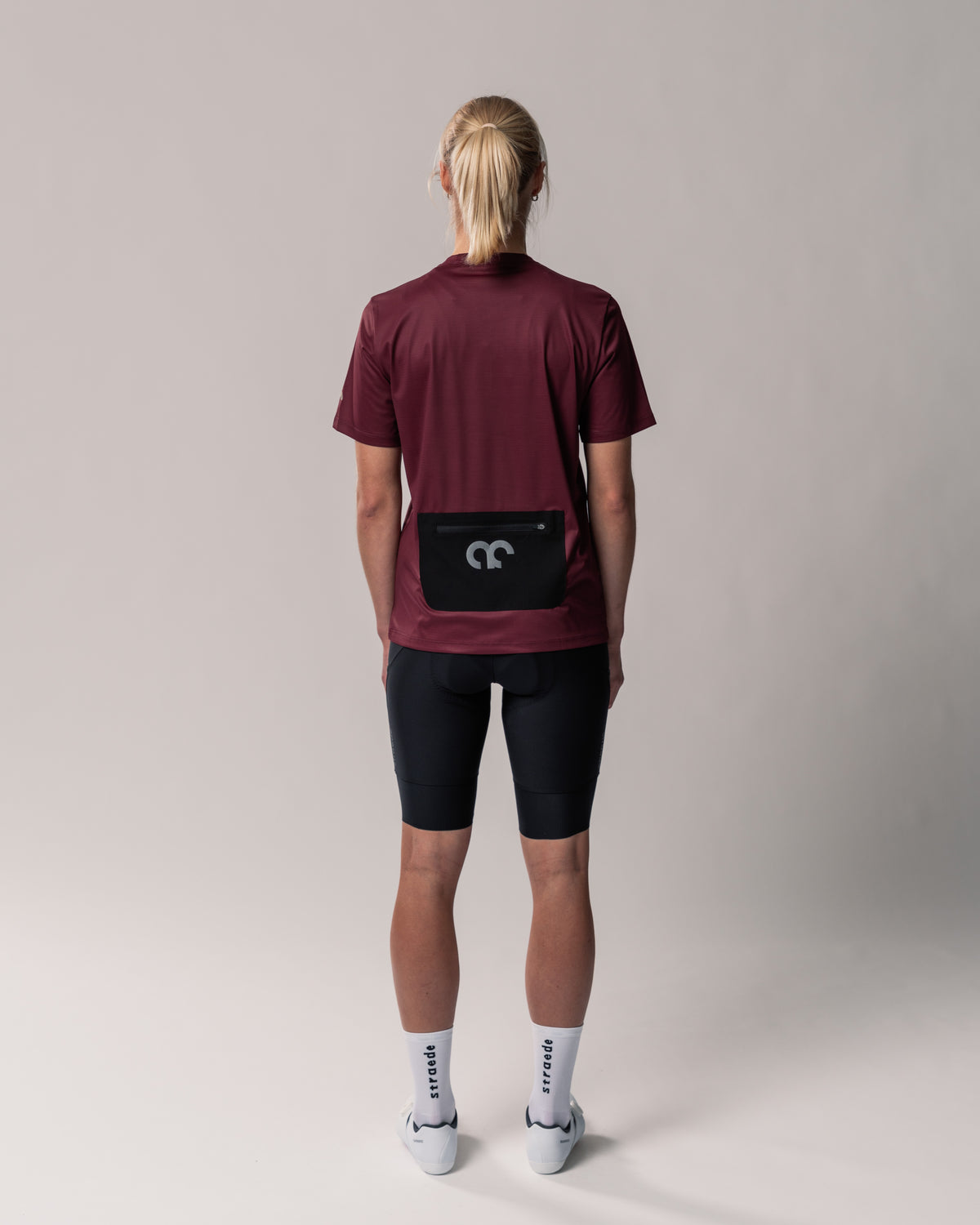 Aexplore Gravel Shirt Women mit Reißverschluss-Tasche am Rücken in bordeaux