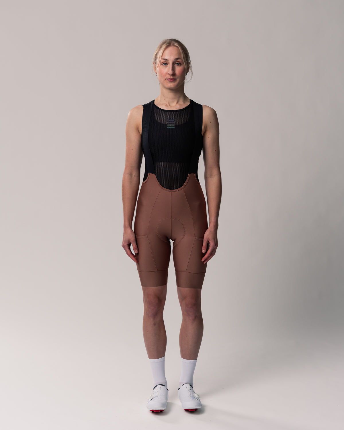 Cargo Bib Shorts Women in braun