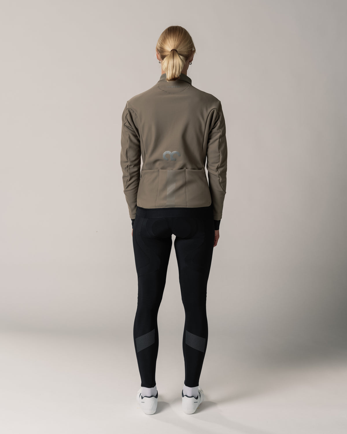 wetterfeste Kaern Winterjacke Damen in grau Rückseite