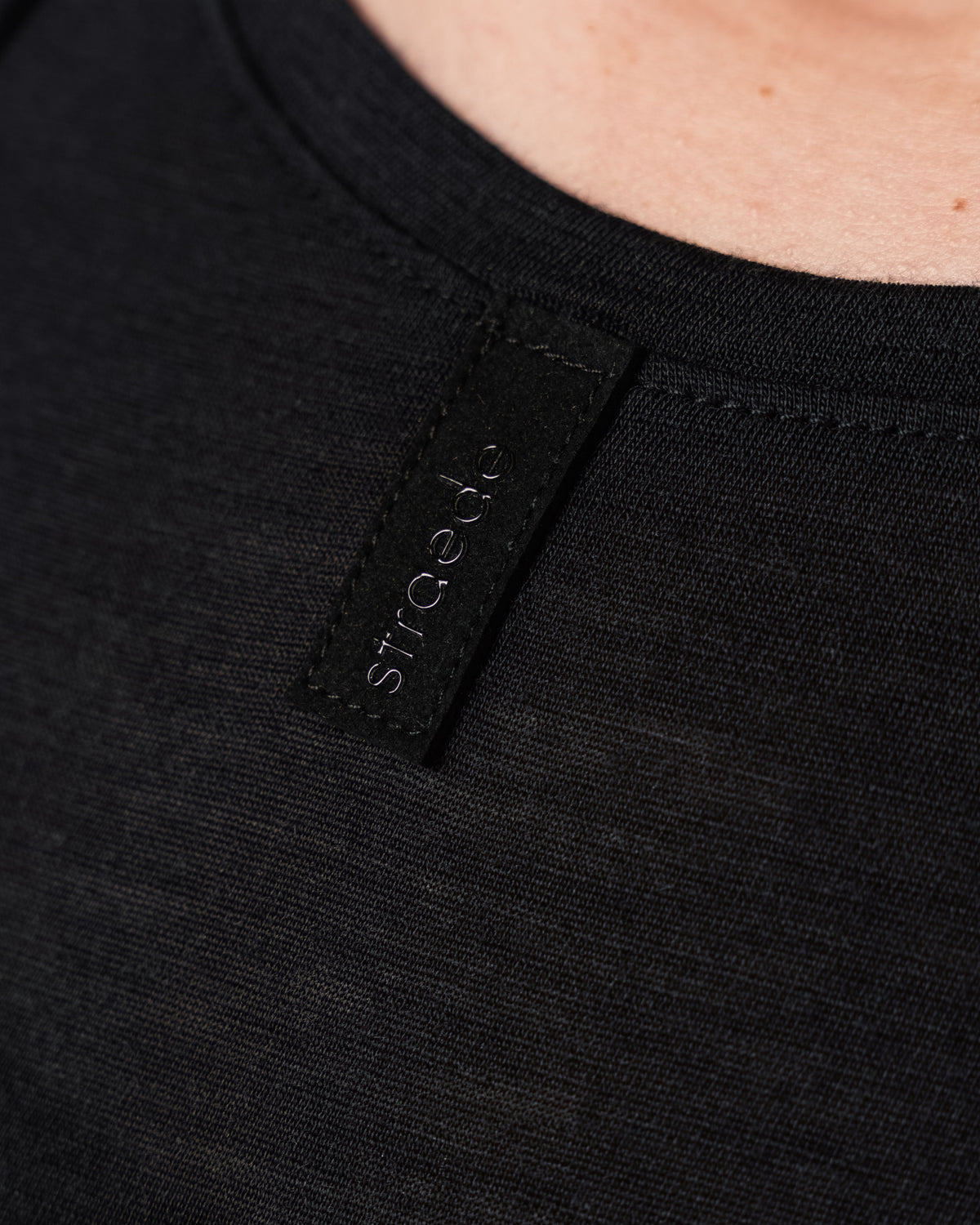 Nahaufnahme eingenähter Straede-Schriftzug