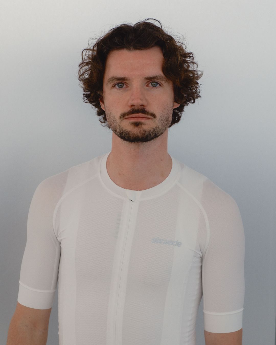 Zur Kollektion: Entdecke die gesamte Auswahl an Stræde Rennrad- und Gravel-Bekleidung für Herren.