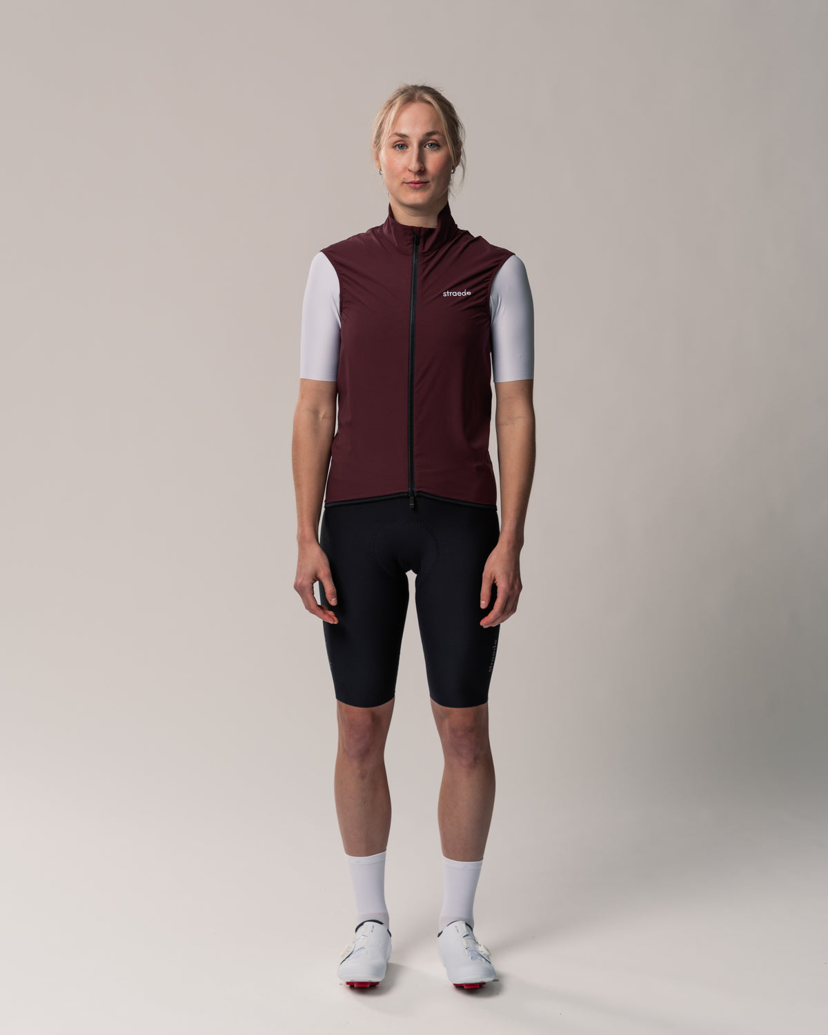 leichte Weste für Damen in bordeaux