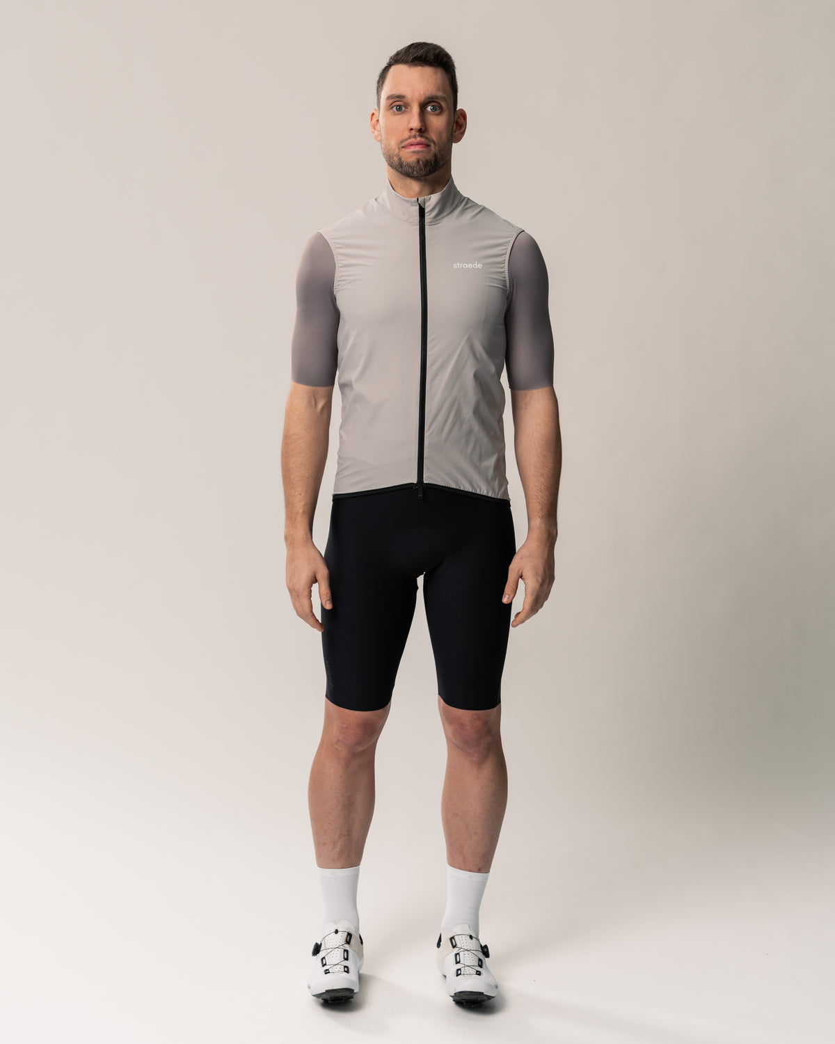 leichte Weste Herren in off white