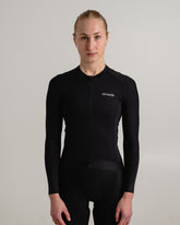 #farbe_black | #label_174cm/62kg/XS