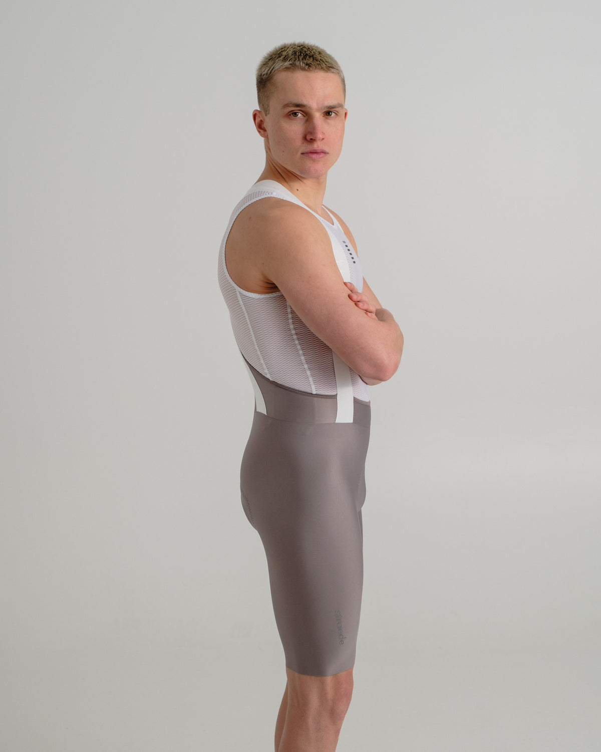 nahtlose Aero Bib Shorts für Herren in hellgrau