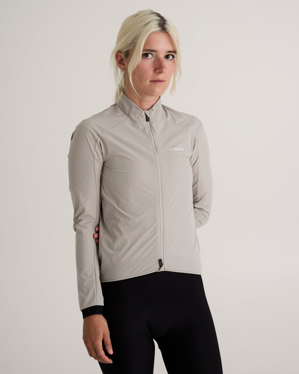 #farbe_off white | #label_174cm/58kg/XS