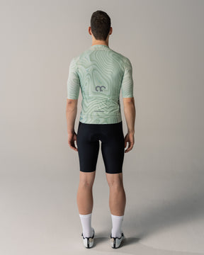 Aerlig Jersey Men in topographischem Design Kurzarm apfelgrün