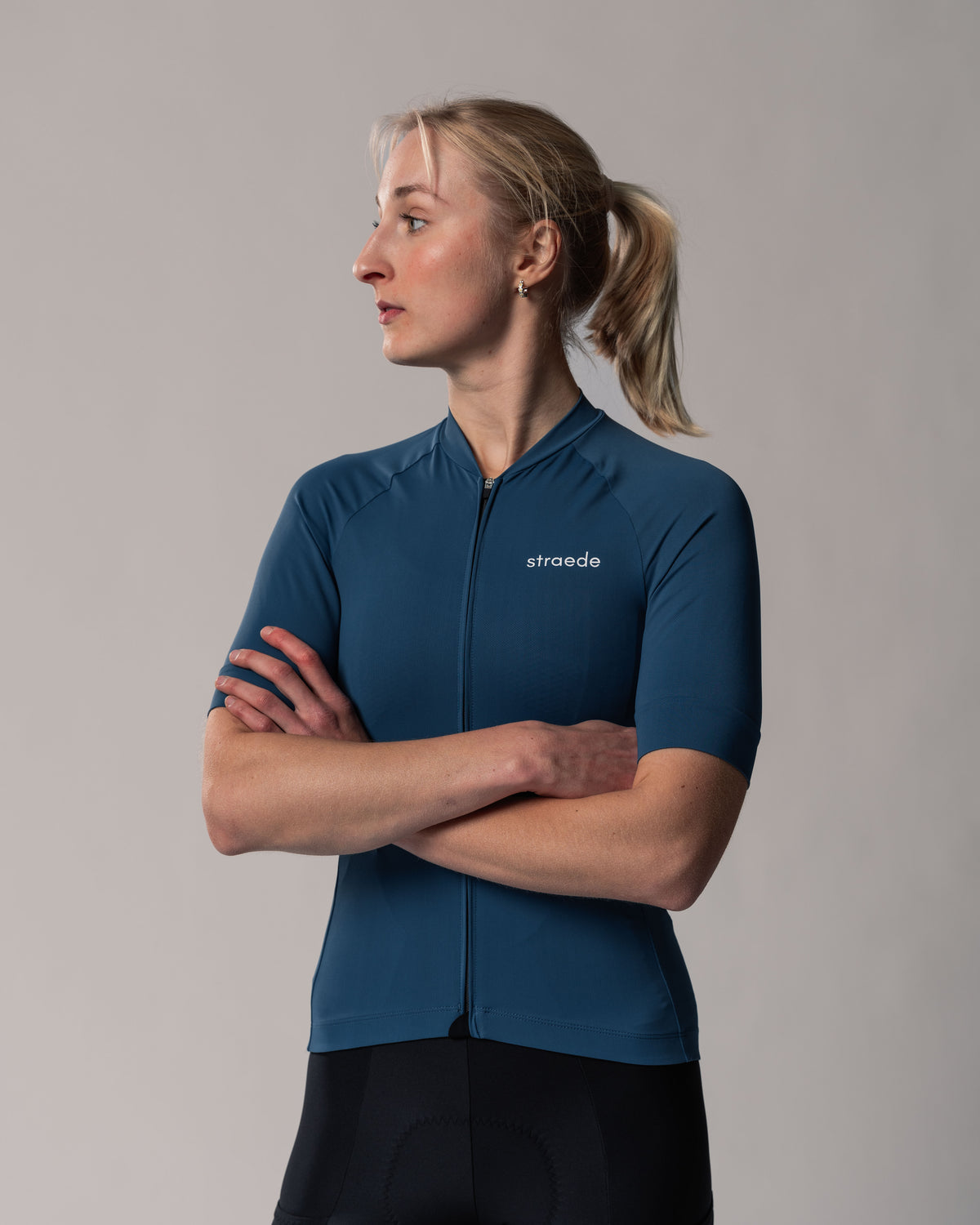 Allround-Fahrradtrikot Kaern Jersey Women Kurzarm blau Nahaufnahme