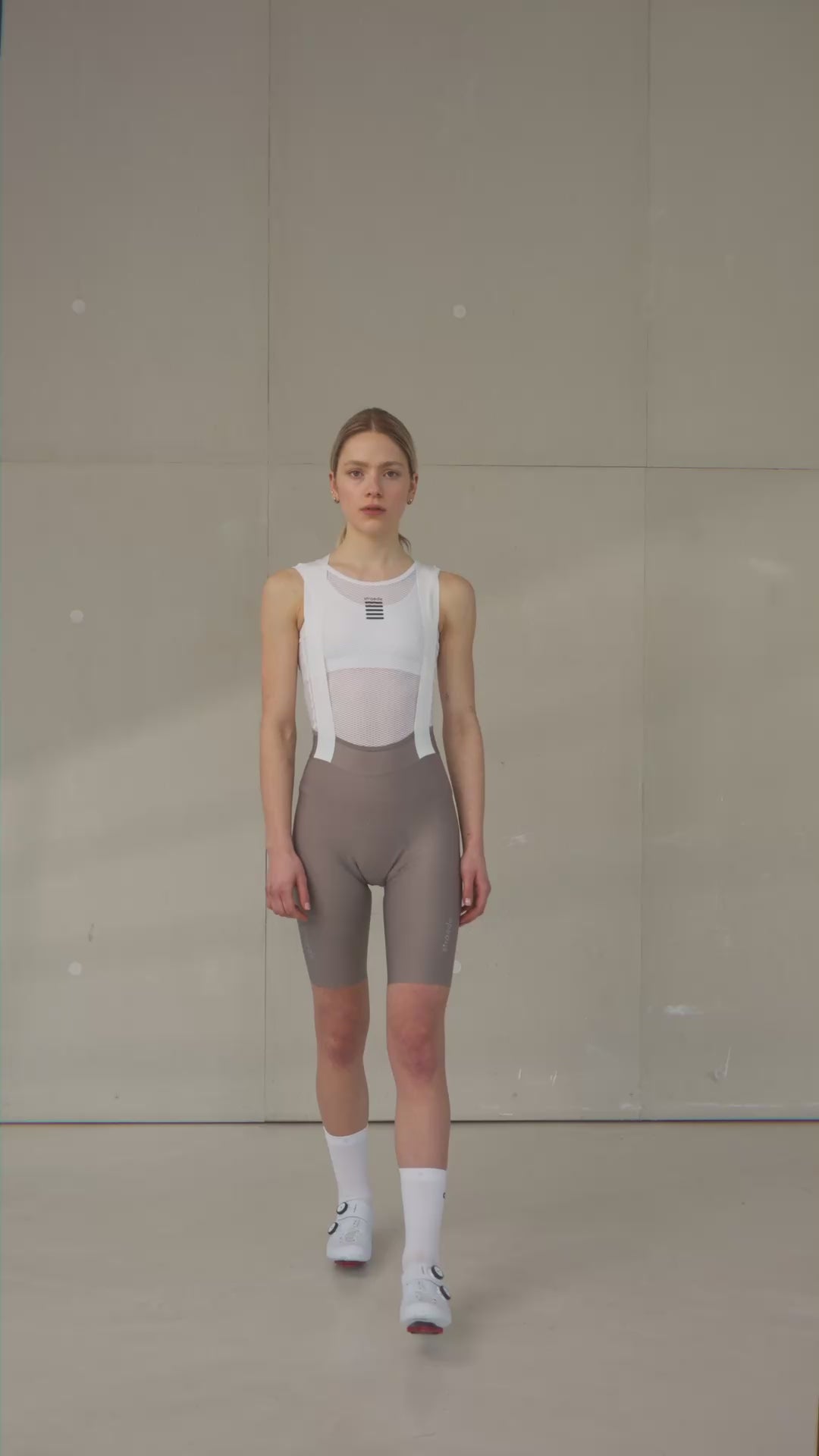 Aero Bib Shorts Women Produktvideo