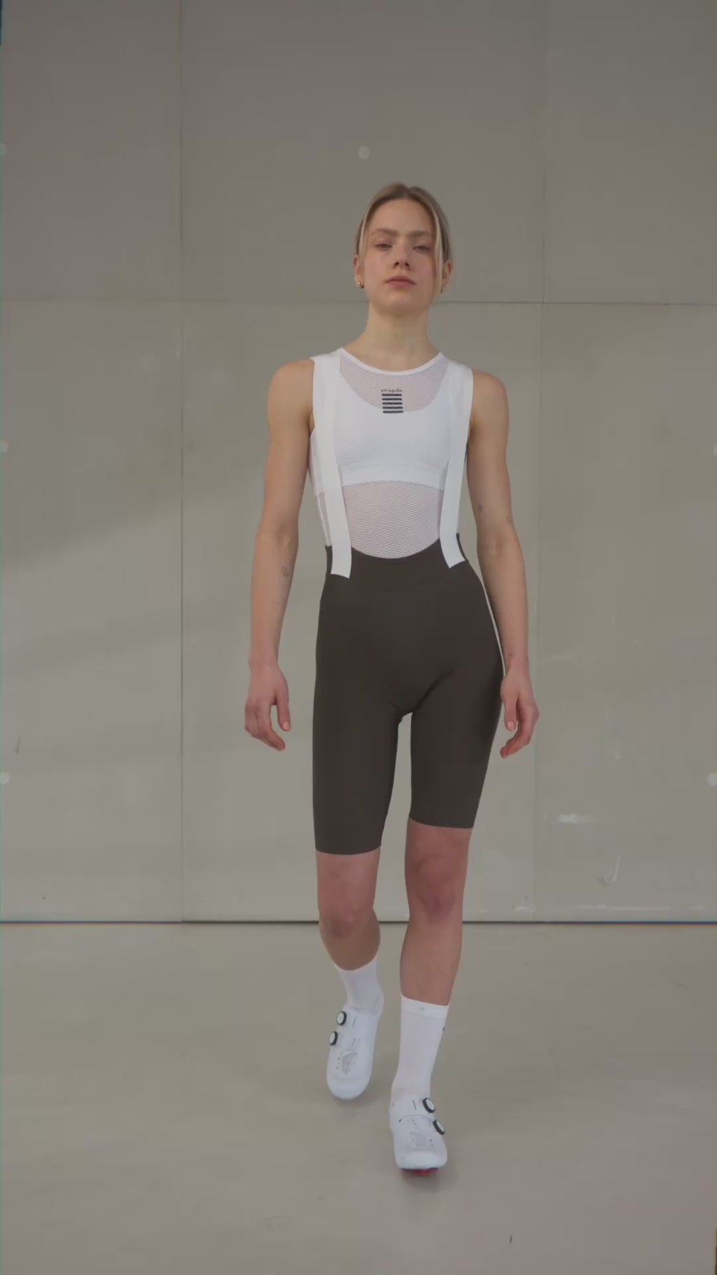 Aero Pro Bib Shorts Women Produktvideo