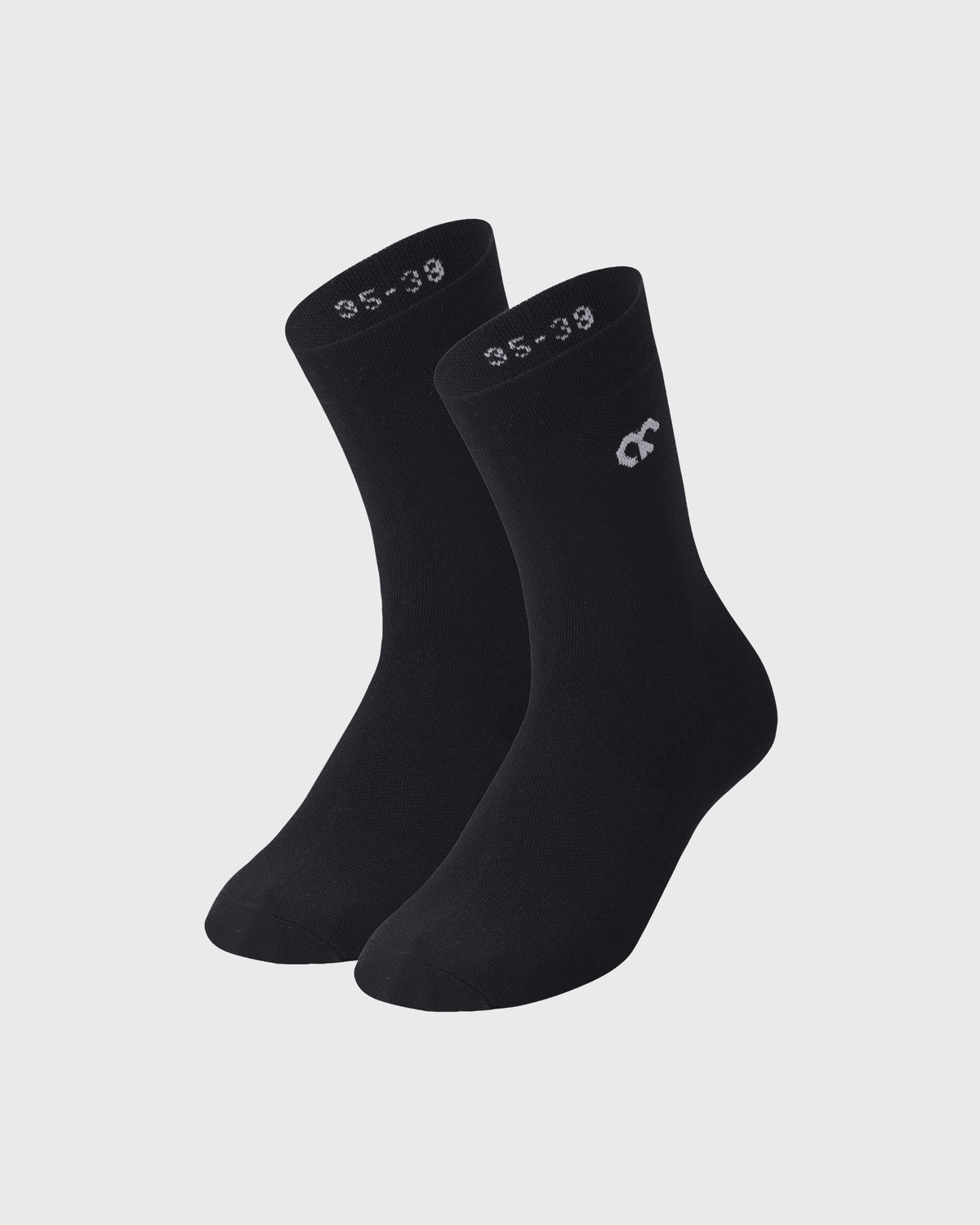 #farbe_black | hochgeschnittene Radsocken mit Kompression & Straede Logo in schwarz