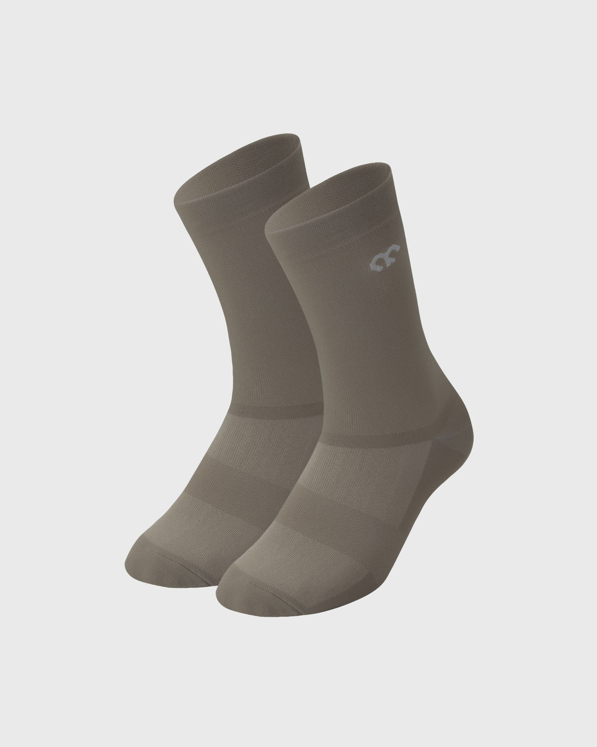 #farbe_khaki | hochgeschnittene Radsocken mit Kompression & Straede Logo in khaki