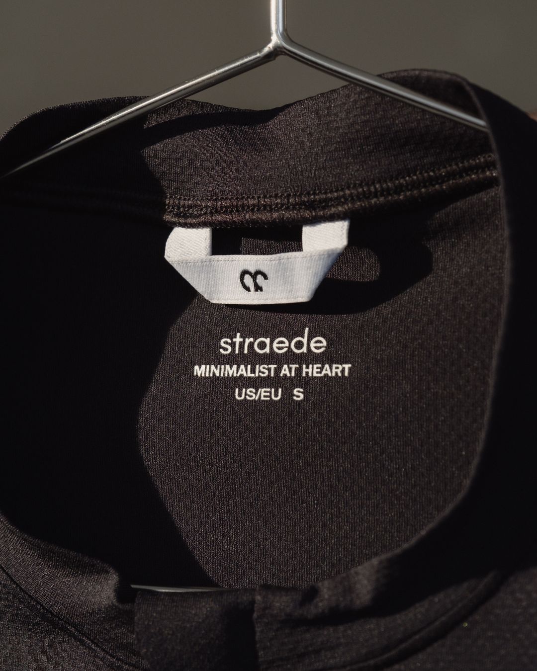 Das "minimalist at heart" Label als Qualitätsmerkmal unserer Fahrradtrikots.